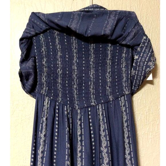 Japna Women's Strapless Smocked Flowy Jumpsuit Blue Paisley Wide Leg Size XS New - Picture 11 of 12